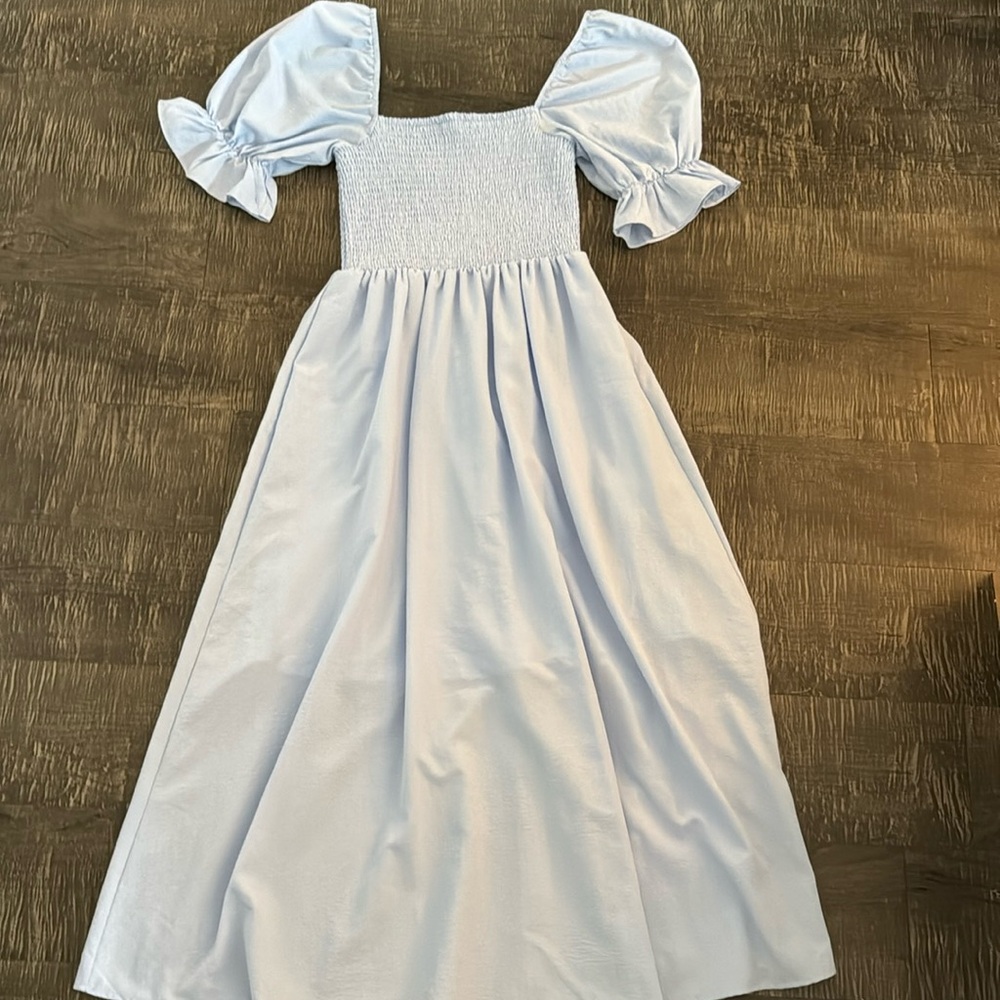 Puff sleeve dress